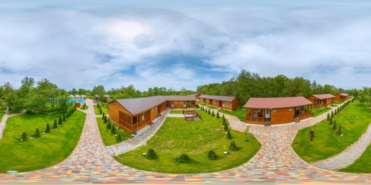 Stara Zbur'yivka Liman Park Eco Hotel מראה חיצוני תמונה